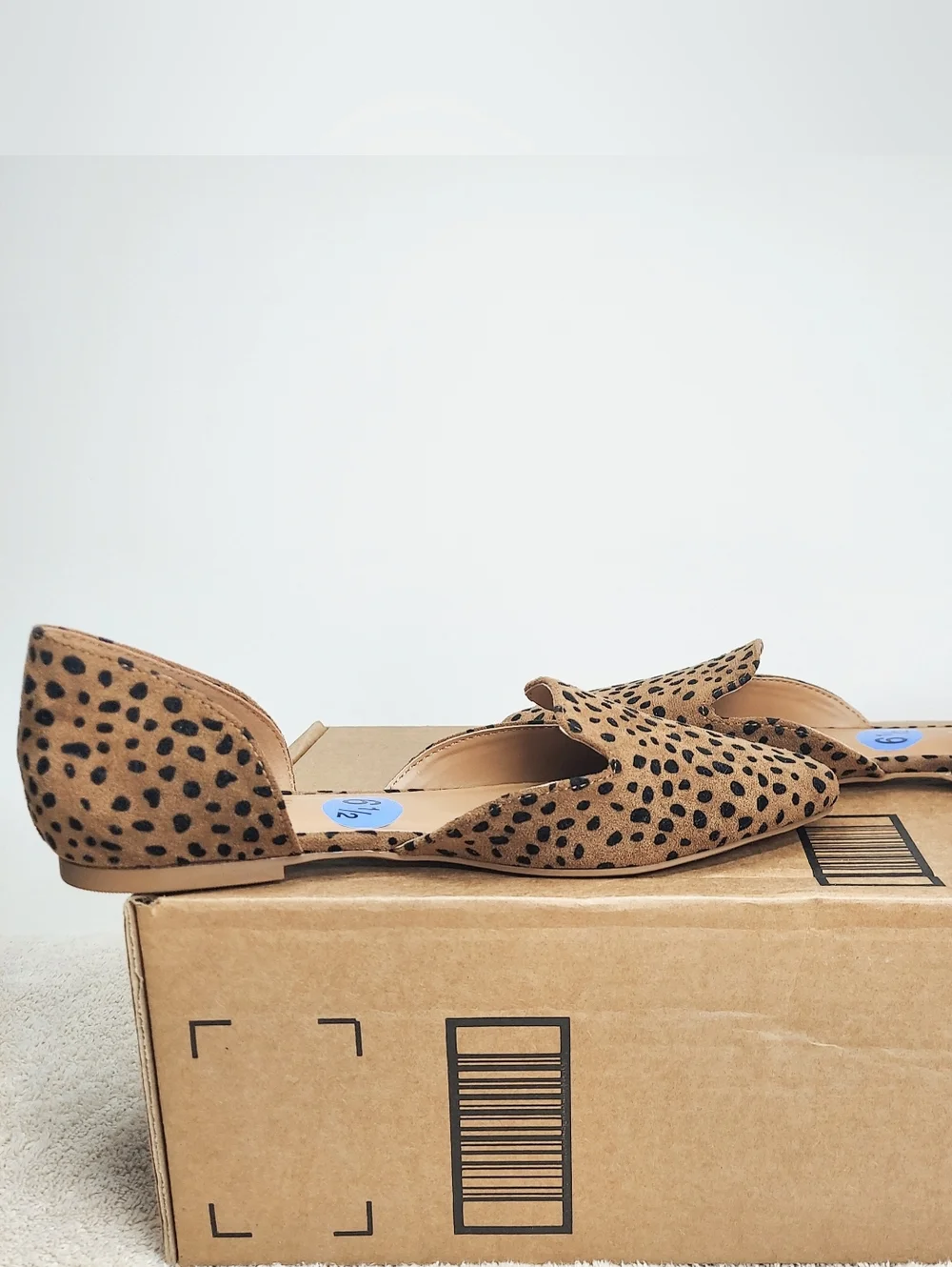 Kensie Neutral Tan/Black Leopard Print Cut Out Flat Loafers Women's Size 6.5 New